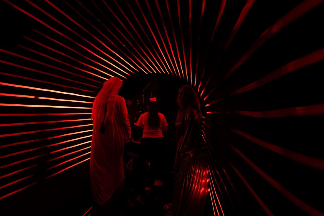 Red Pulse Tunnel
